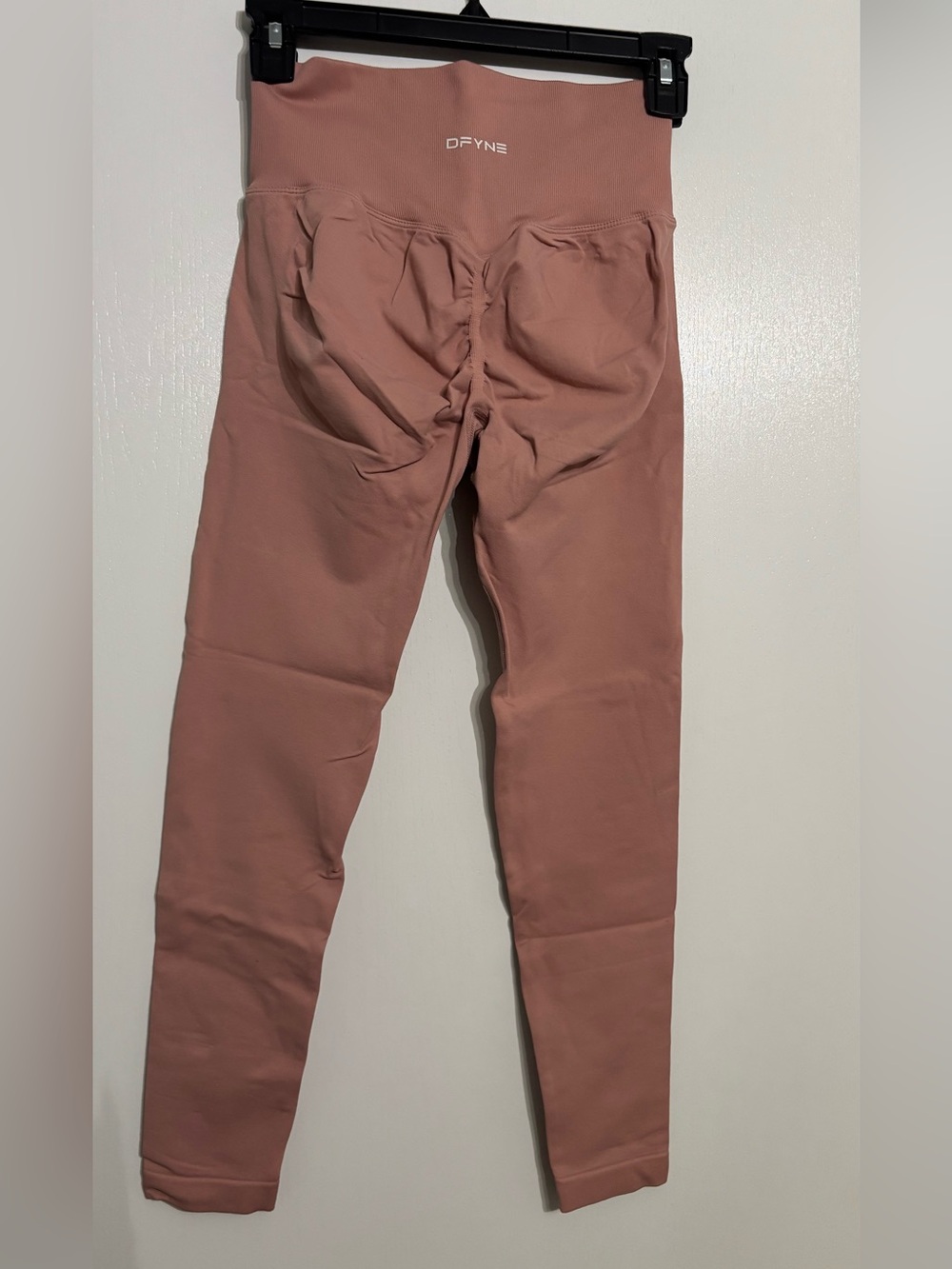 DFYNE High-Waist Leggings in Mauve Pink